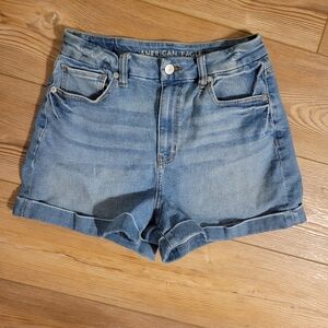 American Eagle High Rise Stretch Jean Shorts Size 6